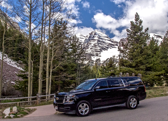 Suburban 4x4 SUV